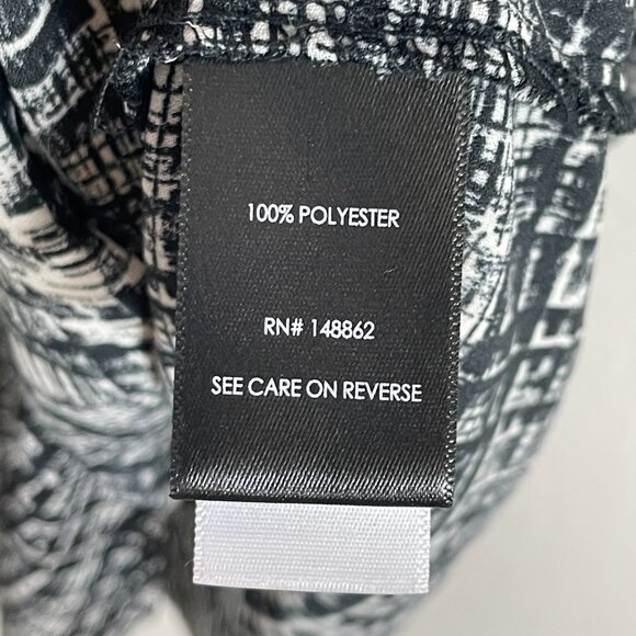 Torrid Harper Womens Plus 5X Black White Plaid Blouse Roll Tab Sleeve Shirt Top - Picture 4 of 7